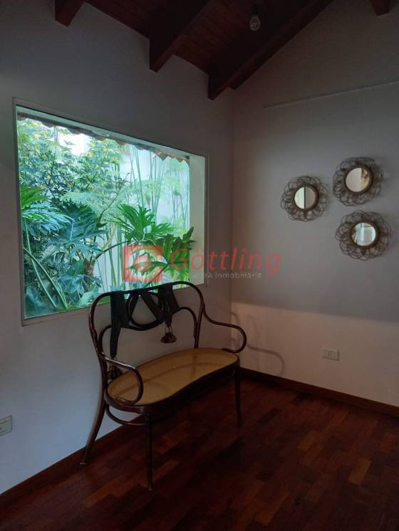 Néstor Patrón Costas 700